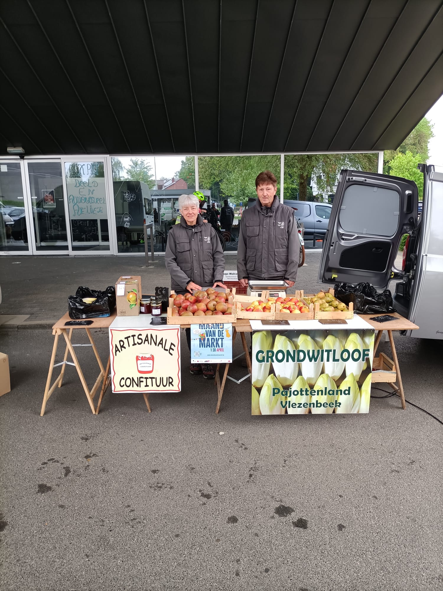 Marktkramer Foto